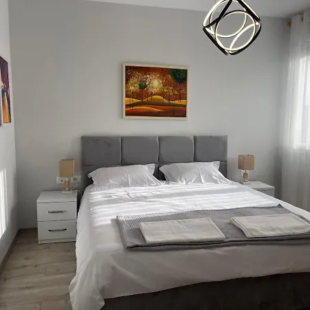 Sunlight Appartement Tirana